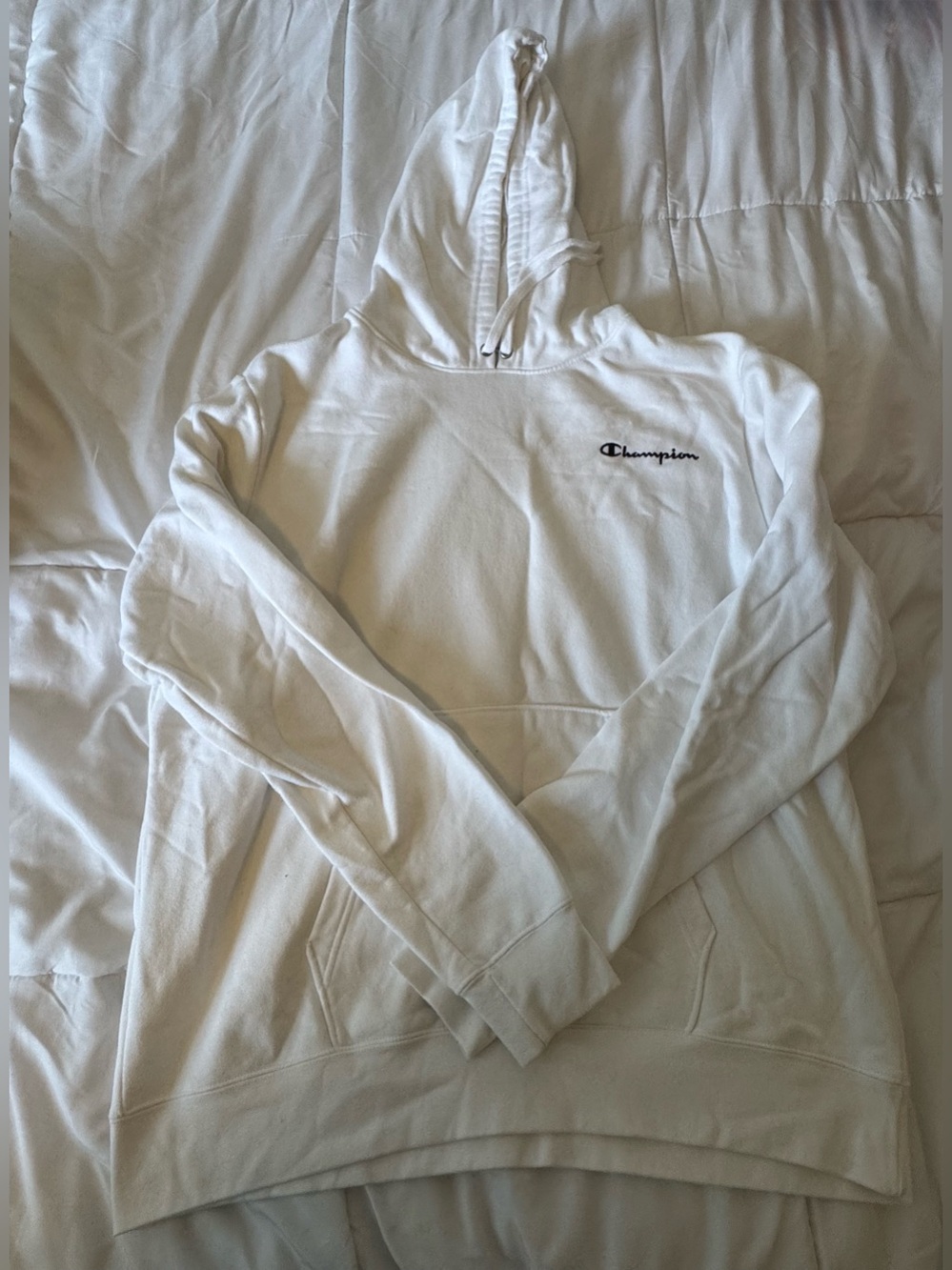 Champion women’s White Logo Hoodie Sweatshirt size XL